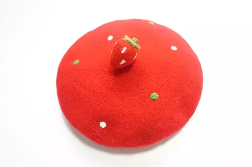 ''A STRAWBERRT'' POINT RED BERET BY51020