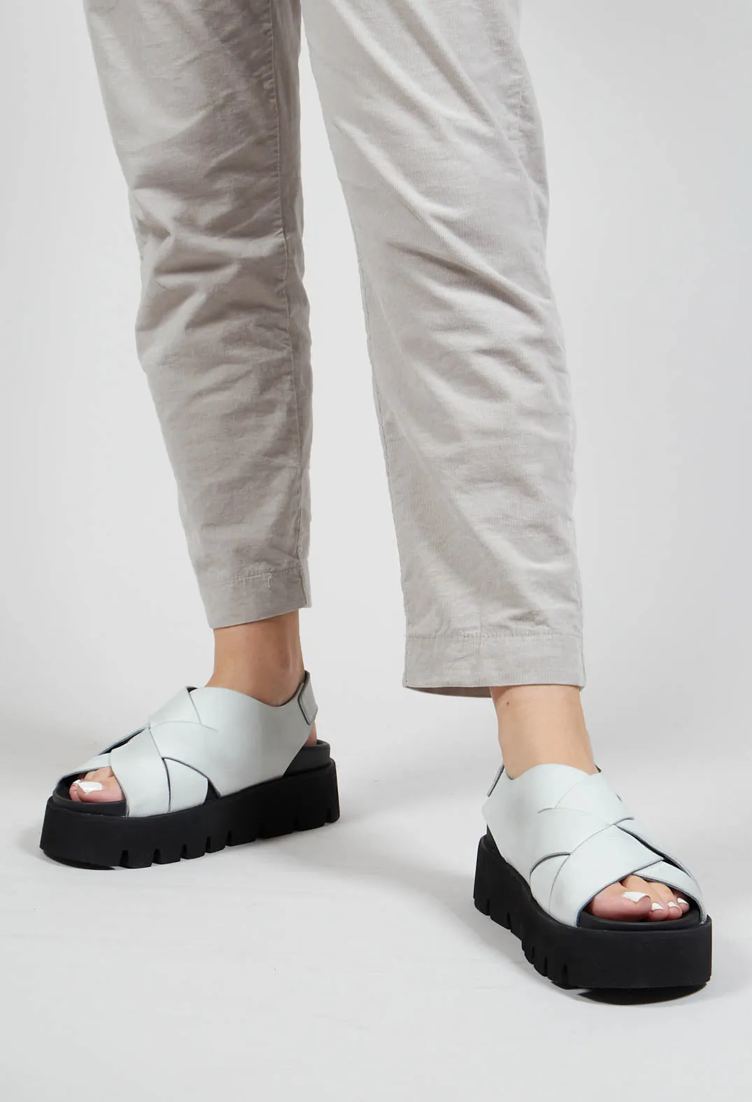 Cross Strap Sandals in Gasoline Bianco Ottico