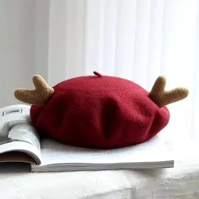 CUTE ANTLER CHRISTMAS BERET BY51011