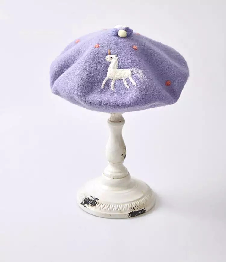 ''DREAM HORSE'' PURPLE BERET BY51036