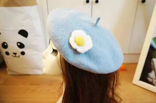 ''MACAROON EGG'' BERET BY51026