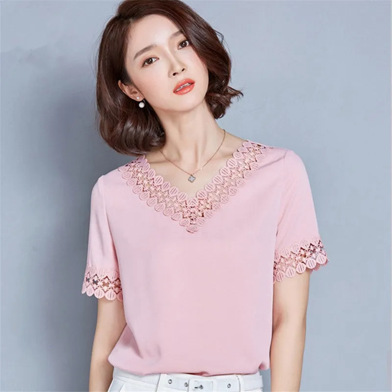 New Autumn New Shirt Fashion Casual Female Short Sleeve Women Blouse V-neck Plus Size Lace Tops 71823 GS