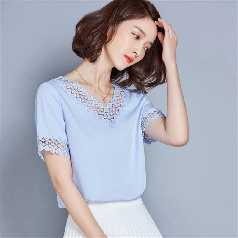 New Autumn New Shirt Fashion Casual Female Short Sleeve Women Blouse V-neck Plus Size Lace Tops 71823 GS