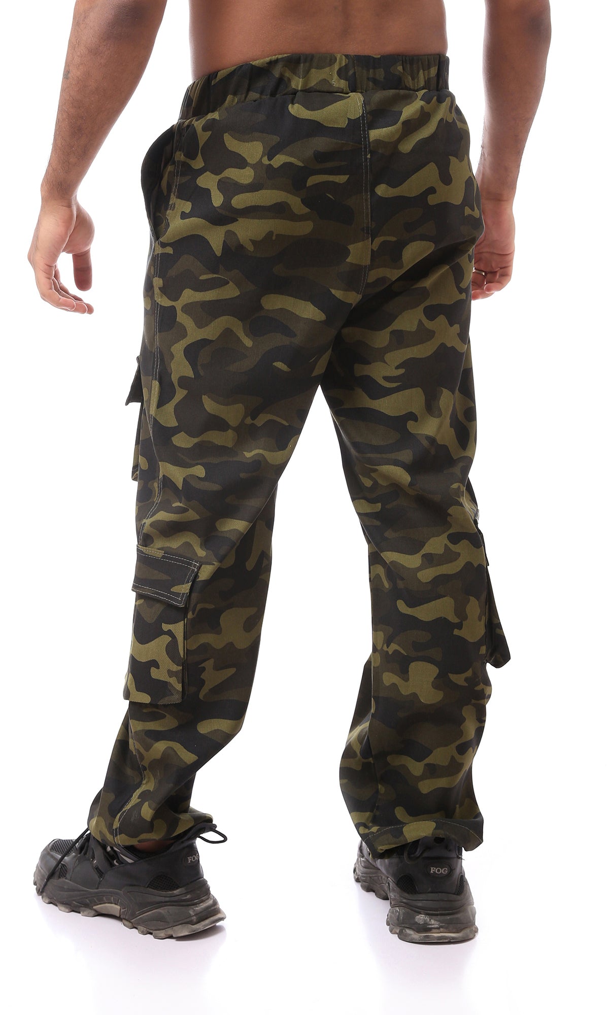 O170581 Slip On Camo Trousers With Elastic Waist