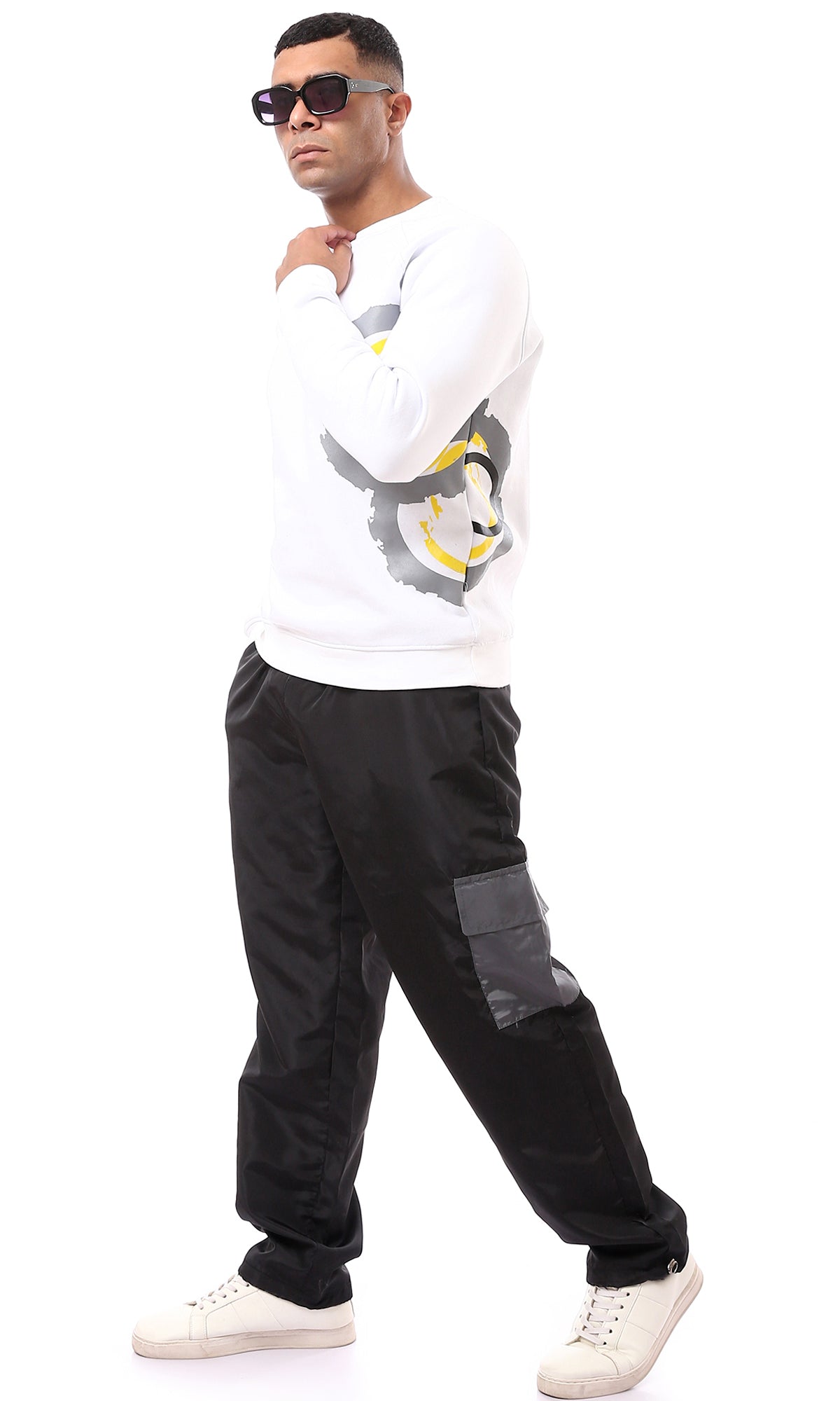 O174509 Black Waterproof Cargo Pants With Grey Pockets