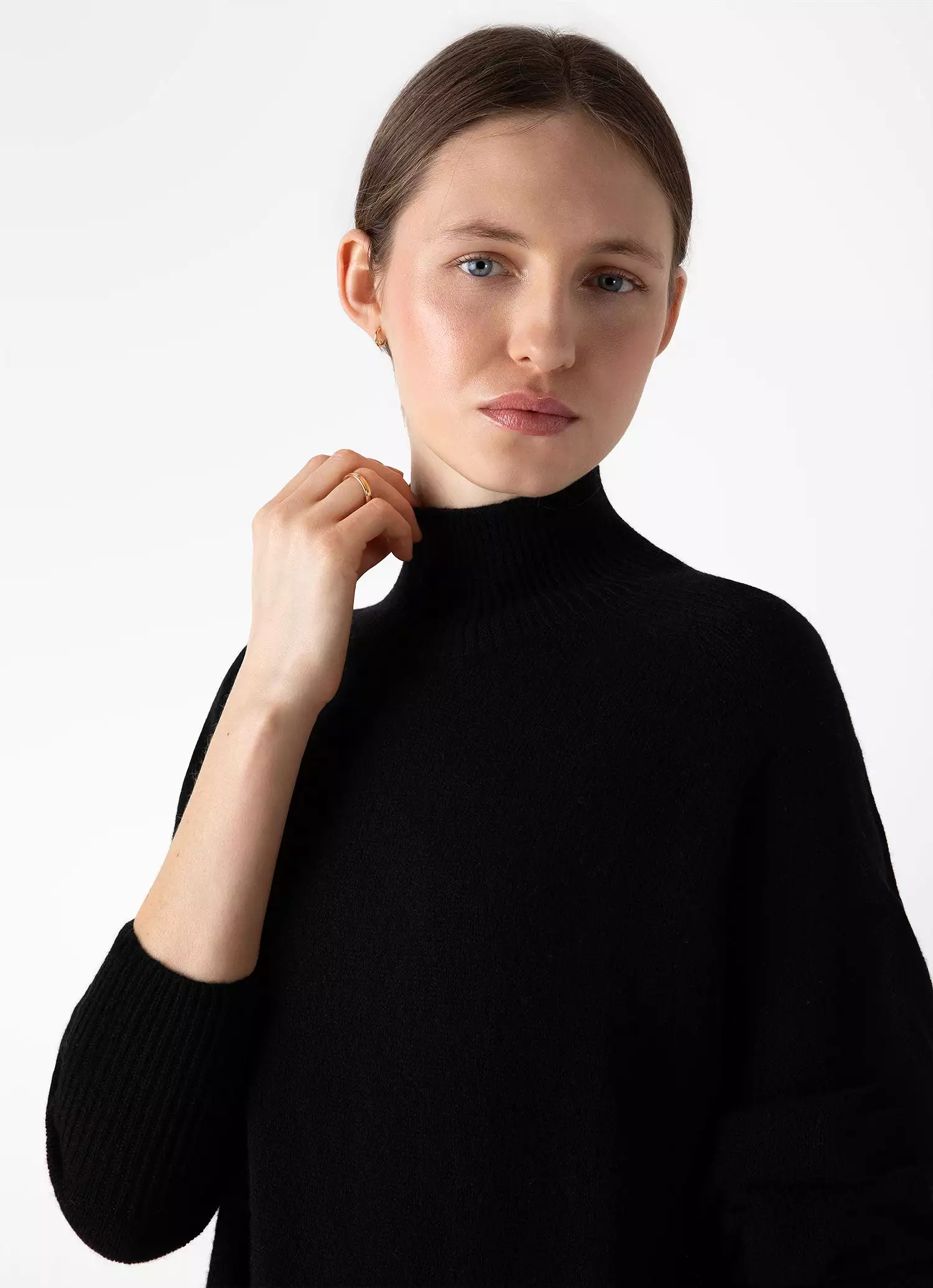 Women's Lambswool Funnel Neck Dress in Black